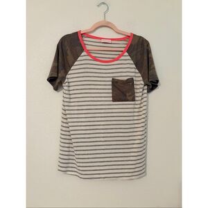 Pink Lily Camo Stripe Raglan Pocket Tee Medium Neon Pink Trim USA Made Casual To